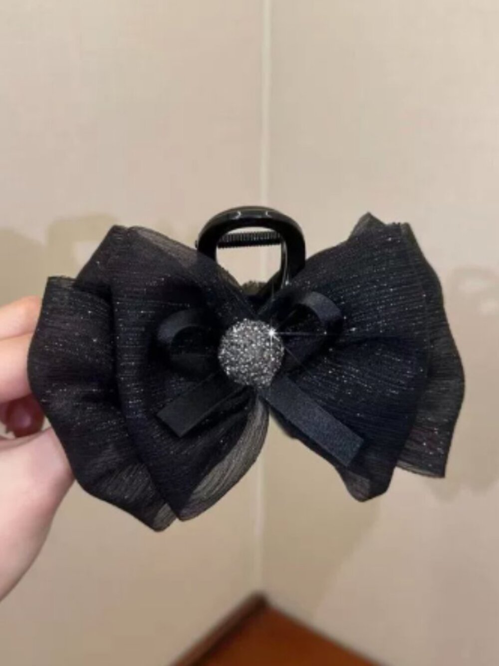 Women's hair clip